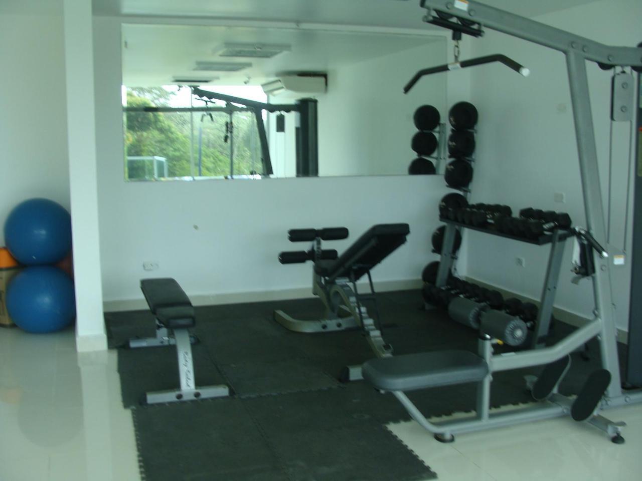 Apartamento En Balabeach Maria Chiquita In Front Of The Beach 2Hab Colon Exterior photo